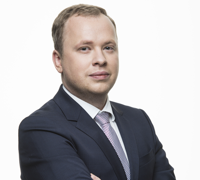 MACIEJ SUWIK